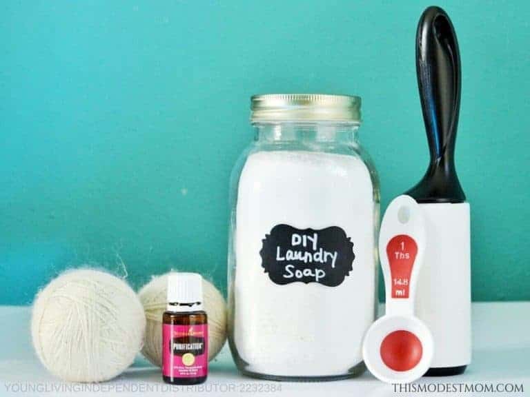 How to make a DIY laundry detergent that really works.
