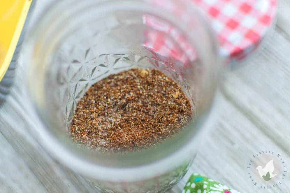 Homemade Taco Seasoning - The Fervent Mama: This homemade taco seasoning is foolproof! Add all your spices in a bowl, mix, pour them into an air tight container. Save for later. That's literally it!