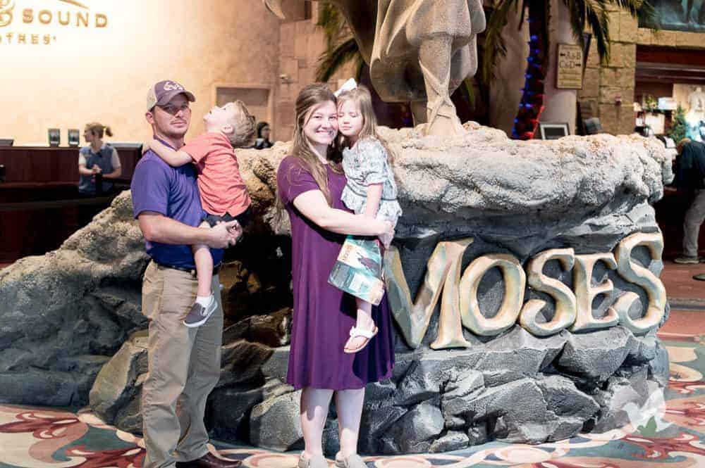 6 Things You Should Know About Going to Sight and Sound in Branson with Kids - The Fervent Mama: Don't be afraid to visit Sight and Sound with kids! You may have a few hiccups (normal kid experiences, right?), but they'll love the experience just as much as much as you! #Branson #familyvacation #biblicalvacation