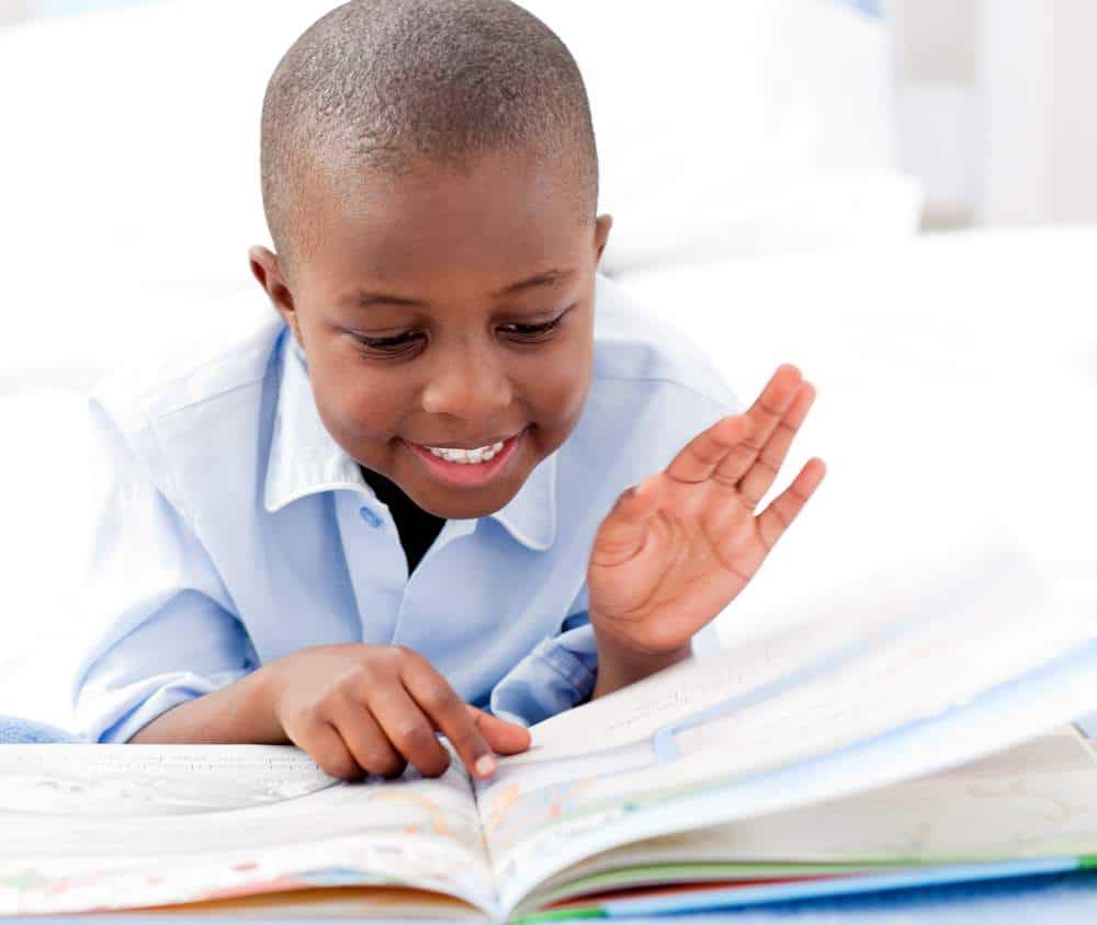 If you think that your homeschooled child is struggling with reading, spelling, writing, or comprehension because of dyslexia, we've put together these resources to help point you in the right direction. Try these tips to help your dyslexic child enjoy reading! #homeschoolingdyslexia #homeschoolingwihdyslexia